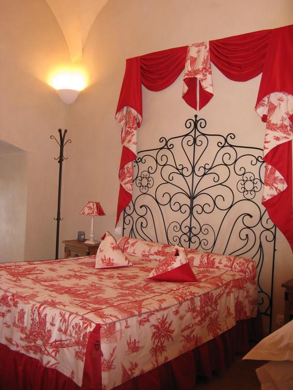 L'Echo Et L'Abbaye Bed and Breakfast La Chaise-Dieu Rum bild